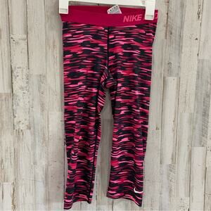Nike Pro Haze Pink Camo Compression Capri Pants
